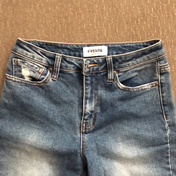 RSQ High Rise Straight Leg Jenas - Picture 2 of 6